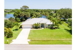 389 SE Ashley Oaks Way, Stuart, FL 34997, Sold 07/08/20