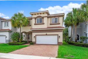 1028 Grove Park Cir, Boynton Beach, FL 33436, Sold 07/09/20