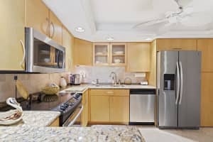 3250 S Ocean Blvd, Palm Beach, FL 33480, Sold 04/06/21