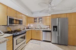 3250 S Ocean Blvd, Palm Beach, FL 33480, Sold 04/06/21