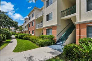 9833 Baywinds Blvd, Royal Palm Beach, FL 33411, Sold 06/16/20