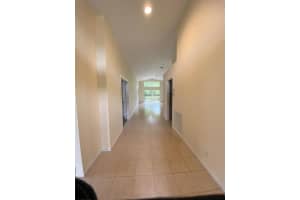 5760 Royal Club Dr, Boynton Beach, FL 33437, Sold 08/20/20