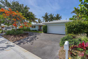 1035 Powell Dr, West Palm Beach, FL 33404, Sold 07/27/20