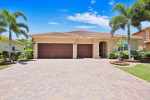 3457 Oakmont Estates Blvd, Wellington, FL 33414, Sold 08/20/20