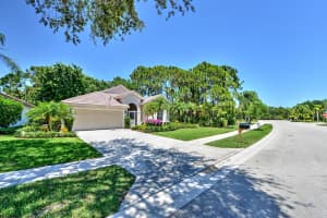 5003 SE Mariner Village Ln, Stuart, FL 34997, Sold 06/25/20