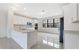 613 Windward Cir, Boynton Beach, FL 33435, Sold 07/24/20