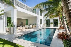 1017 Seagate Dr, Delray Beach, FL 33483, Sold 07/01/20