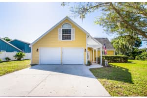 2019 Tanglewood Dr, Sarasota, FL 34239, Sold 06/08/20