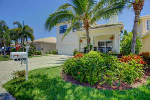 6810 Lantern Key Dr, Lake Worth, FL 33463, Sold 08/31/20