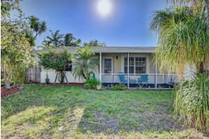 MLS# R10620645, Lake Worth, Florida 33463