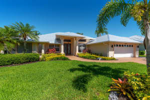 809 SW Lighthouse Dr, Palm City, FL 34990, Sold 06/30/20