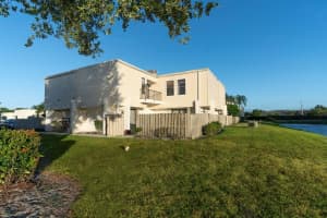 1602 Shaker Cir, Wellington, FL 33414, Sold 07/17/20