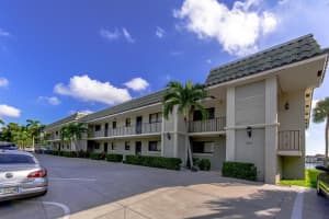 326 Northlake Dr, North Palm Beach, FL 33408, Sold 08/31/20