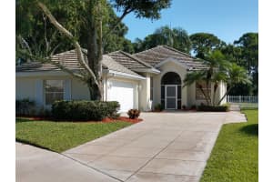 7199 SE Bitterroot Cir, Hobe Sound, FL 33455, Sold 07/02/20