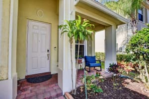 533 Mulberry Grove Rd, Royal Palm Beach, FL 33411, Sold 06/12/20