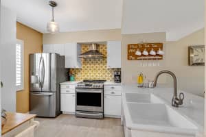 1060 Lake Shore Dr, West Palm Beach, FL 33403, Sold 08/21/20