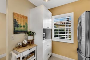 1060 Lake Shore Dr, West Palm Beach, FL 33403, Sold 08/21/20