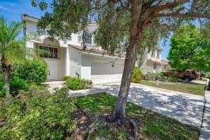 1538 SW 105th Ave, Pembroke Pines, FL 33025, Sold 09/04/20