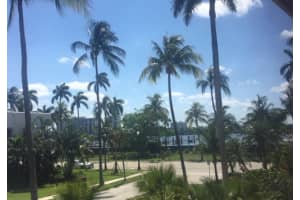 369 S Lake Dr, Palm Beach, FL 33480, Sold 04/30/21