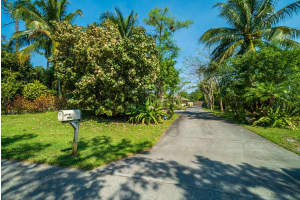 12737 Pineacre Ln, Wellington, FL 33414, Sold 07/20/20