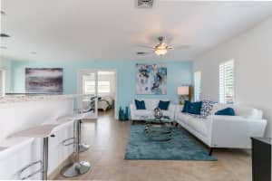 823 Glouchester St, Boca Raton, FL 33487, Sold 08/14/20