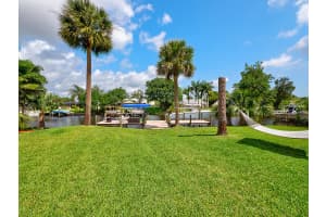 867 SW Catalina St, Palm City, FL 34990, Sold 08/26/20