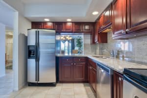 896 N Federal Hwy APT 533, Lantana, FL 33462, Sold 11/04/20