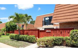 2827 Waterford Dr S, Deerfield Beach, FL 33442, Sold 06/30/20