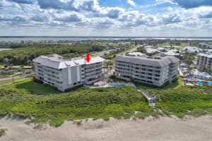 379 NE Tradewind Ln, Stuart, FL 34996, Sold 06/15/20