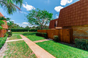 1830 San Juan Dr, Delray Beach, FL 33445, Sold 06/12/20