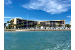 1648 Jupiter Cove Dr, Jupiter, FL 33469, Sold 09/14/20