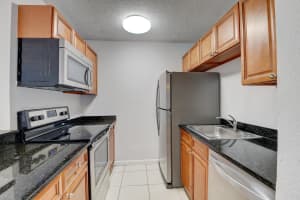 13 Crossings Cir, Boynton Beach, FL 33435, Sold 07/09/20