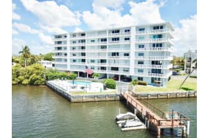 231 E Lantana Rd, Lantana, FL 33462, Sold 07/31/20