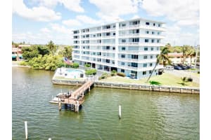 231 E Lantana Rd, Lantana, FL 33462, Sold 07/31/20