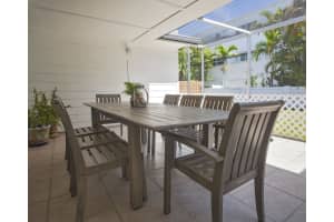 2507 NE 8th St, Fort Lauderdale, FL 33304, Sold 09/04/20