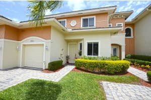 2522 Stockbridge Square SW, Vero Beach, FL 32962, Sold 07/07/20