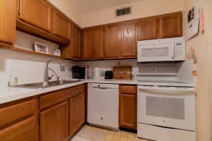 9785 Pineapple Tree Dr, Boynton Beach, FL 33436, Sold 10/09/20