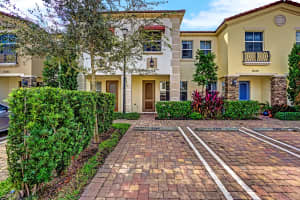 8344 Cocoplum Sound Ln, West Palm Beach, FL 33411, Sold 08/28/20