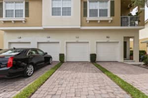 1560 SE Hampshire Way, Stuart, FL 34994, Sold 08/05/20