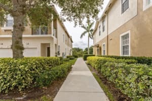 1560 SE Hampshire Way, Stuart, FL 34994, Sold 08/05/20