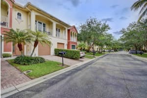 115 Bella Vita Dr, Royal Palm Beach, FL 33411, Sold 07/31/20