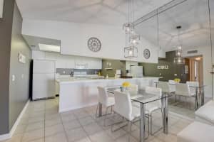 165 Waterside Dr, Hypoluxo, FL 33462, Sold 09/30/20