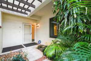 301 Sea Oats Dr, Juno Beach, FL 33408, Sold 08/07/20