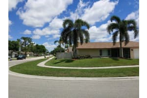 185 Parkwood Dr S, Royal Palm Beach, FL 33411, Sold 06/26/20