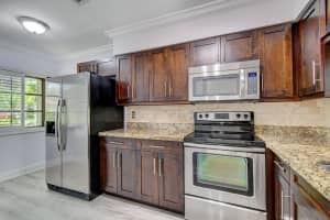 3911 Arelia Dr, Delray Beach, FL 33445, Sold 06/26/20