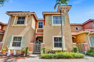 5926 Siena Ln, Hollywood, FL 33021, Sold 09/30/20