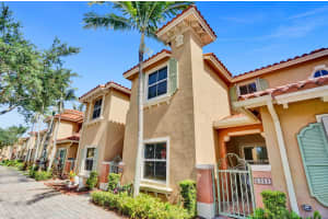 5926 Siena Ln, Hollywood, FL 33021, Sold 09/30/20