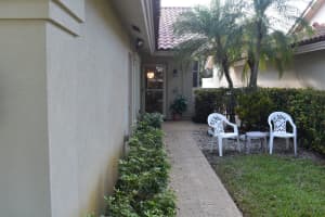 2805 Hawthorne Ln, West Palm Beach, FL 33409, Sold 07/20/20