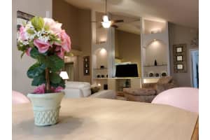 2805 Hawthorne Ln, West Palm Beach, FL 33409, Sold 07/20/20