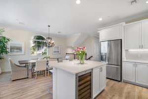 832 Virginia Gardens Dr, Boynton Beach, FL 33435, Sold 07/17/20